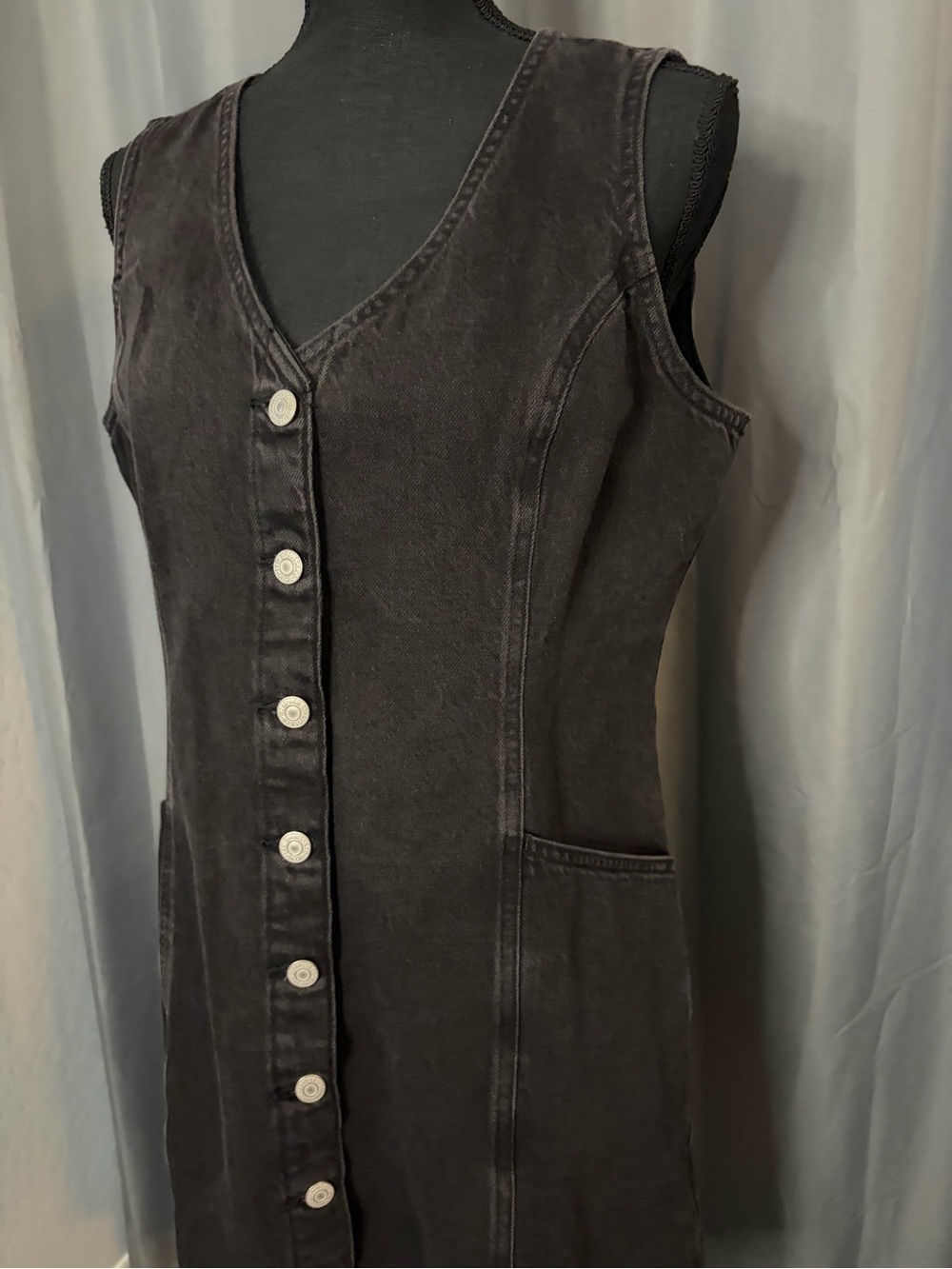 Levi’s Denim Button Down Dress, NWT - Picture 2 of 8